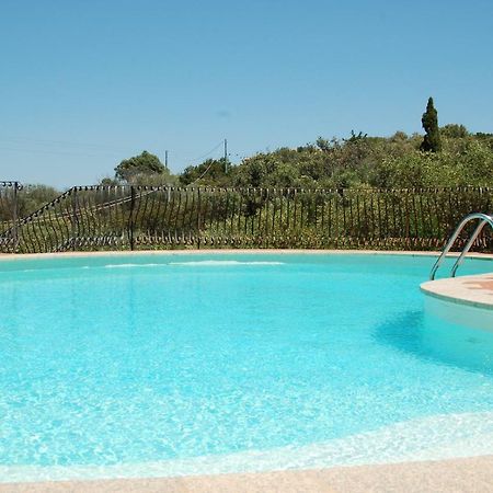 Hotel Li Graniti Baja Sardinia Eksteriør bilde
