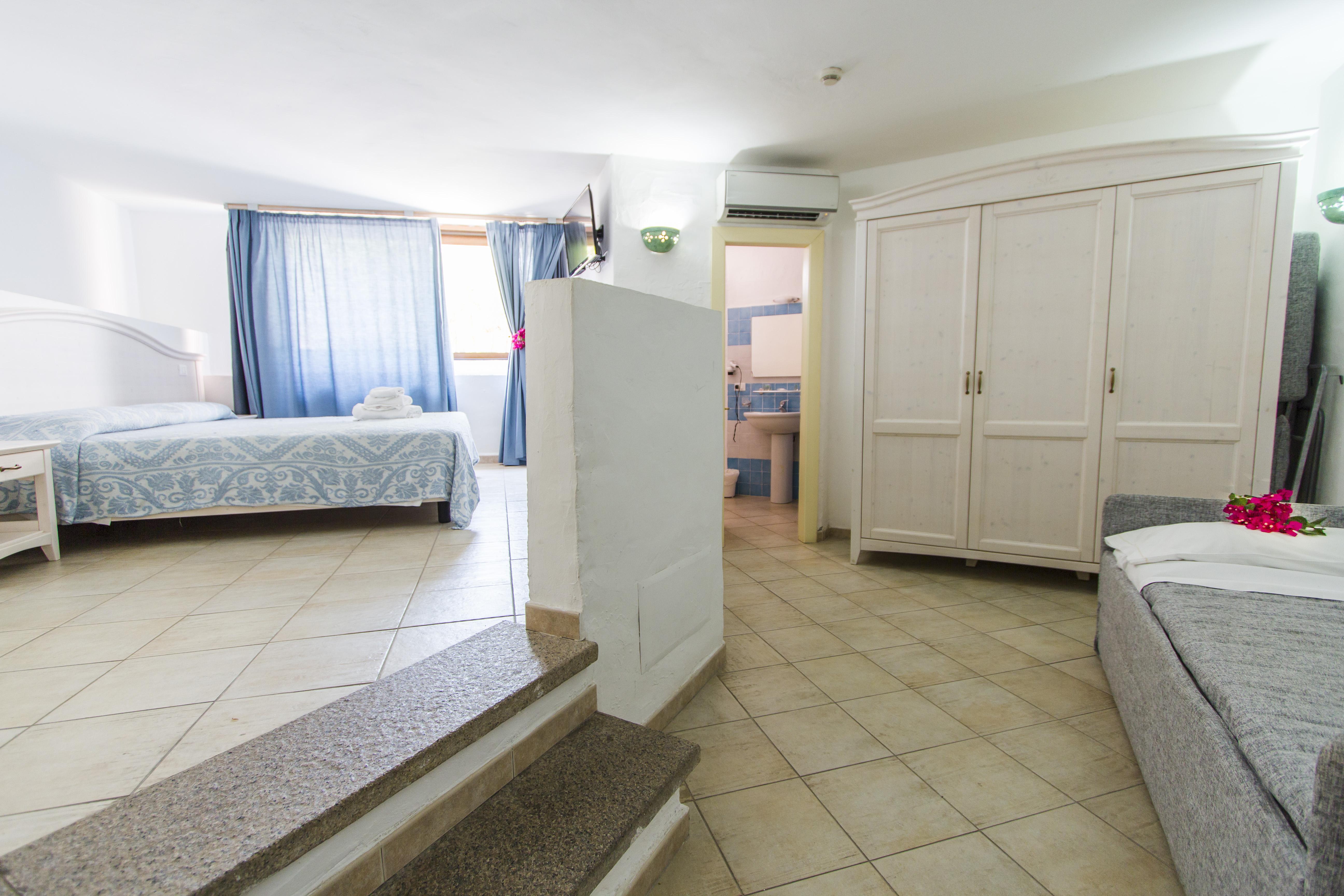 Hotel Li Graniti Baja Sardinia Eksteriør bilde