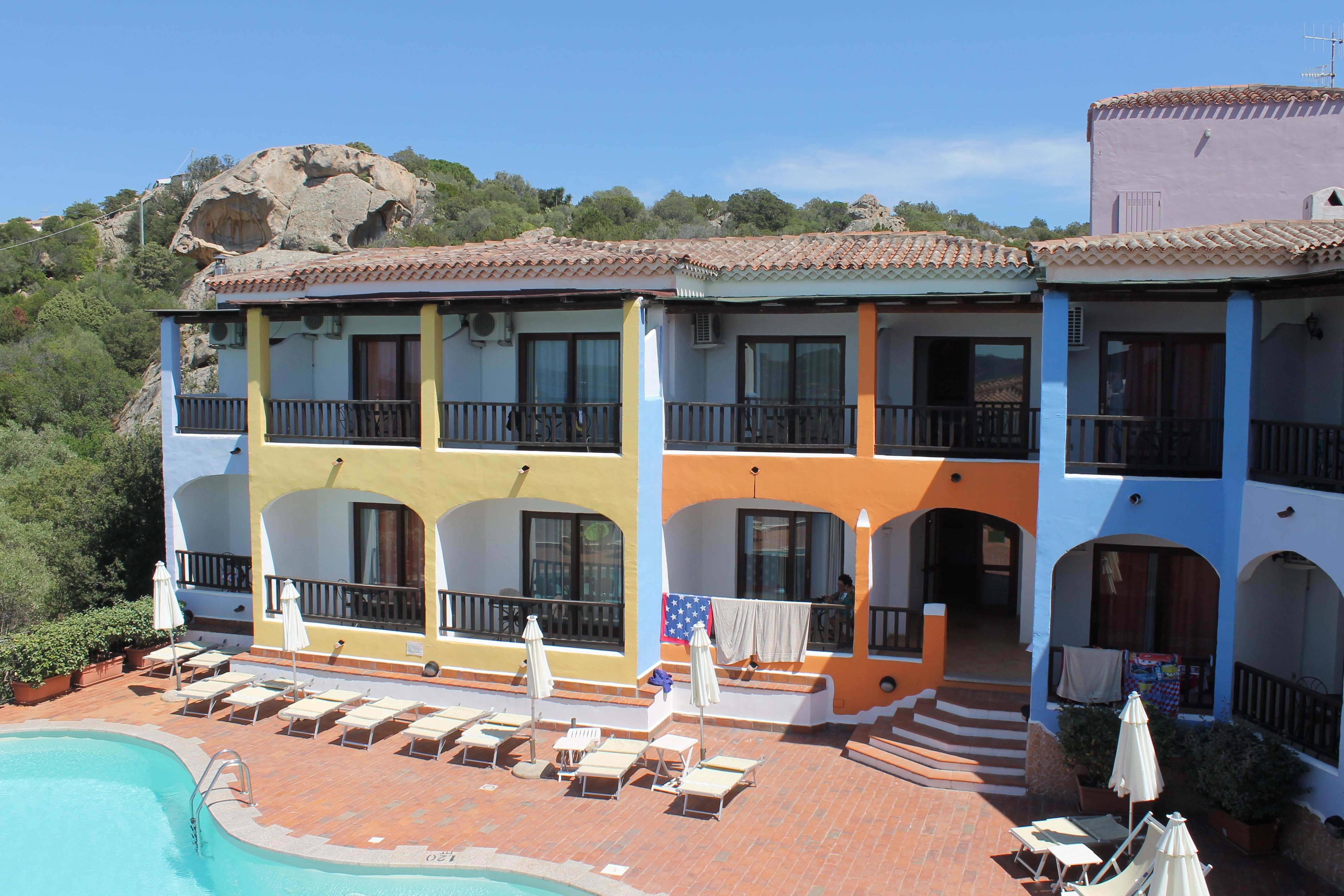 Hotel Li Graniti Baja Sardinia Eksteriør bilde