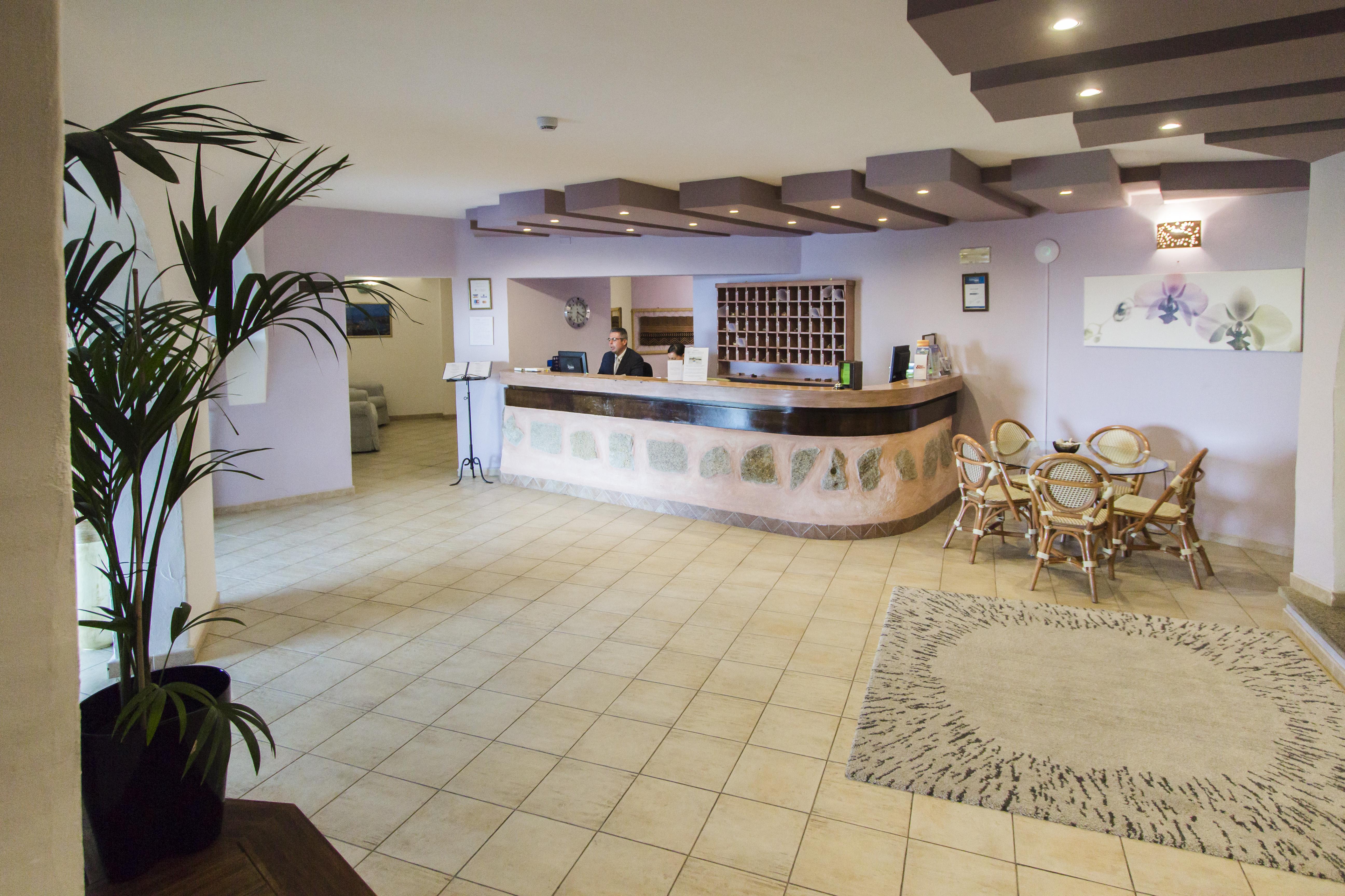 Hotel Li Graniti Baja Sardinia Eksteriør bilde