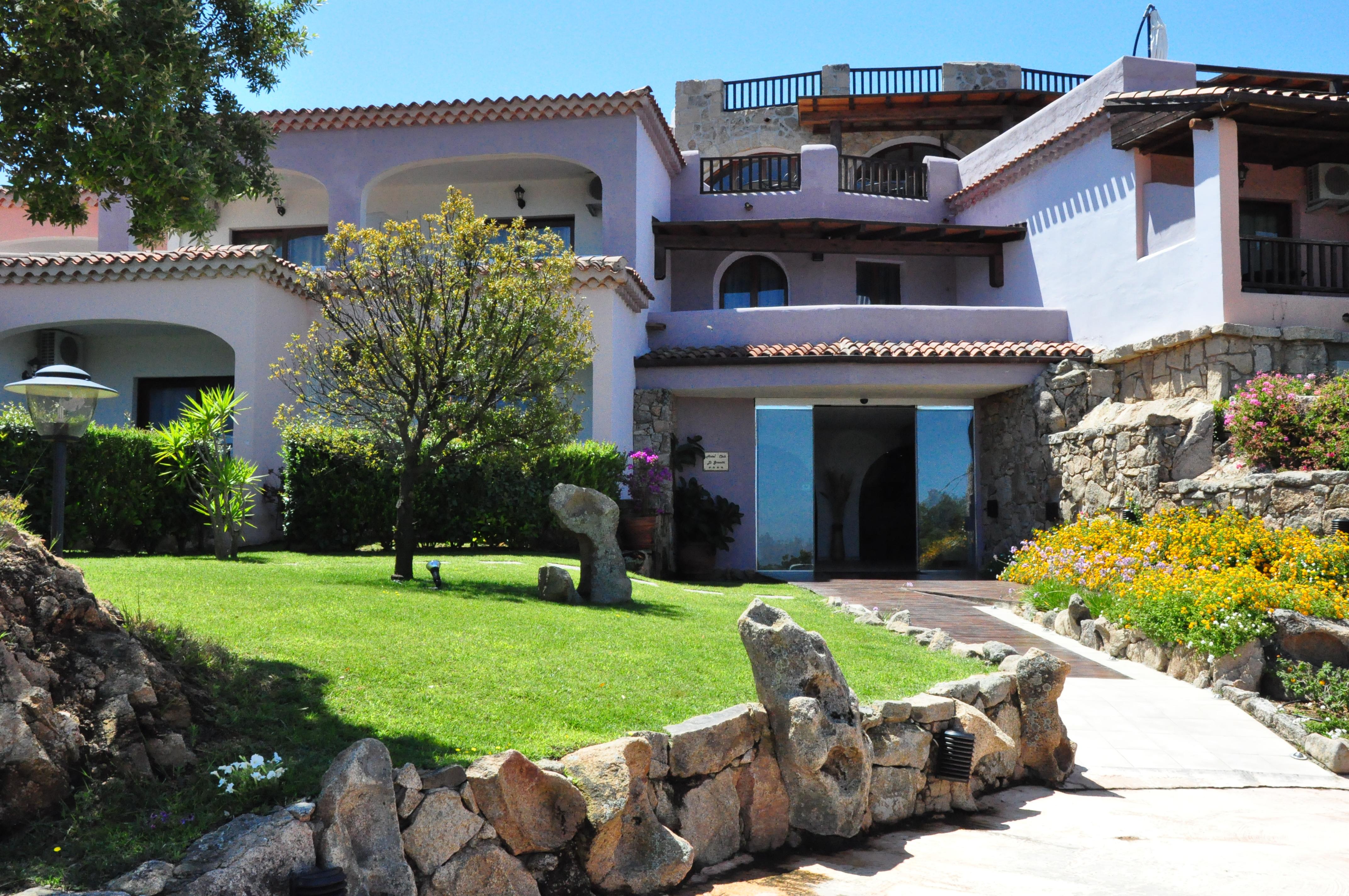 Hotel Li Graniti Baja Sardinia Eksteriør bilde