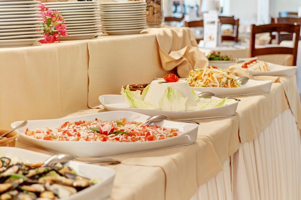 Hotel Li Graniti Baja Sardinia Eksteriør bilde