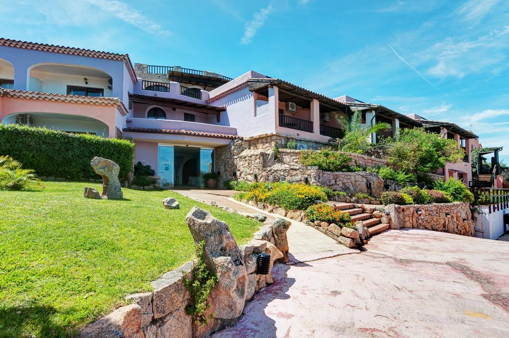 Hotel Li Graniti Baja Sardinia Eksteriør bilde