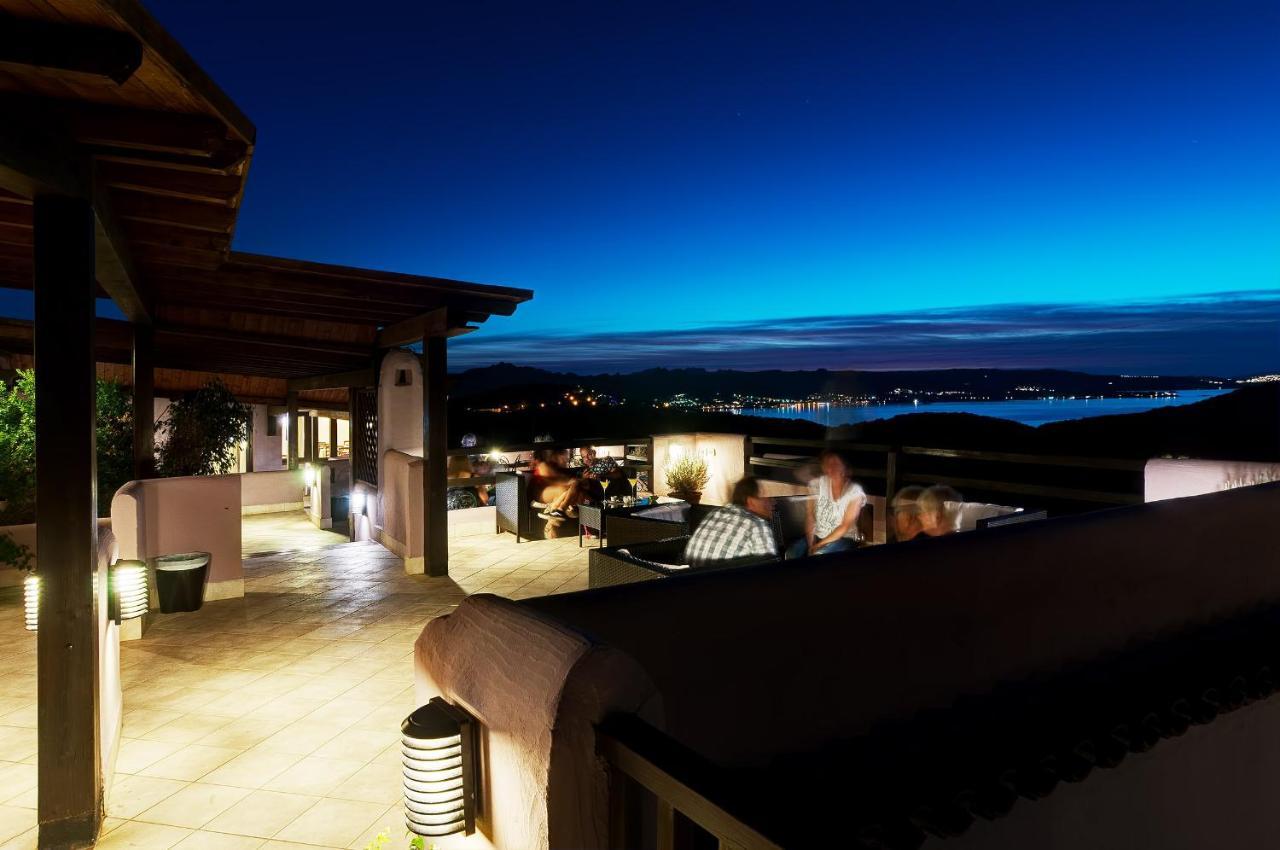 Hotel Li Graniti Baja Sardinia Eksteriør bilde