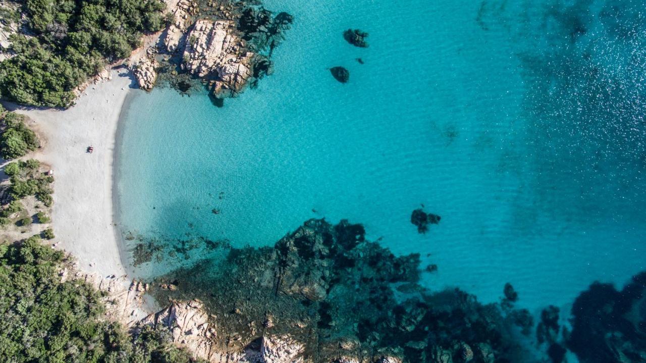 Hotel Li Graniti Baja Sardinia Eksteriør bilde