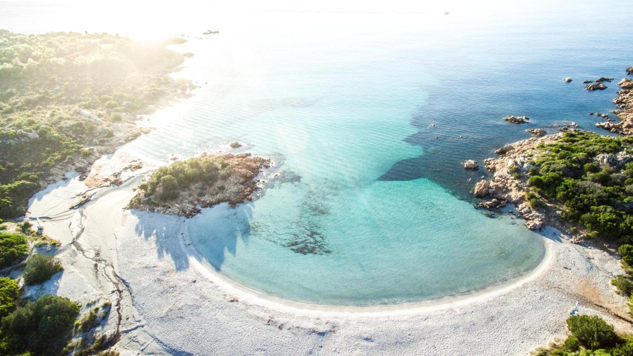 Hotel Li Graniti Baja Sardinia Eksteriør bilde